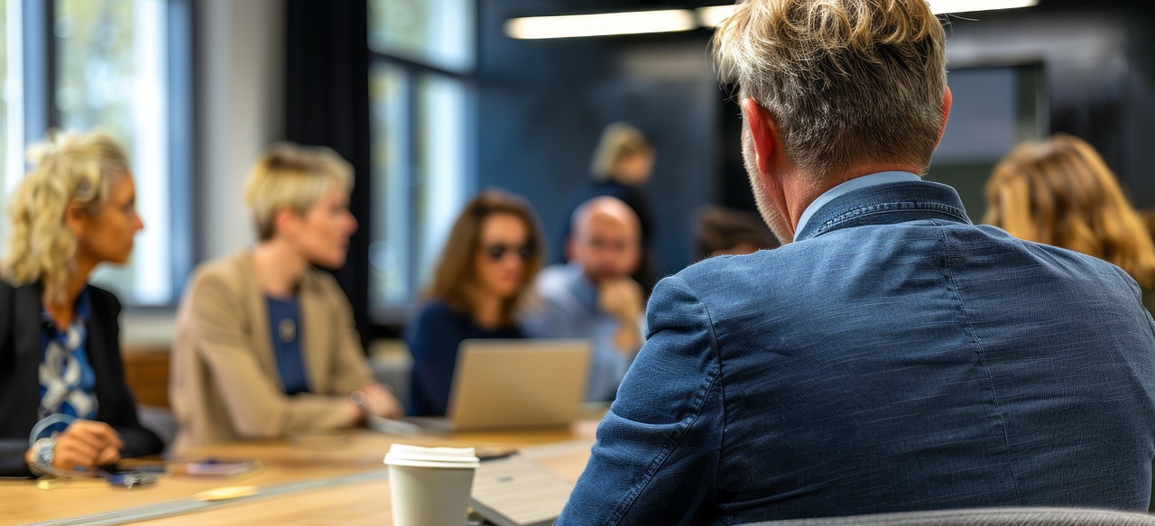 Image showing how to run departmental meetings.